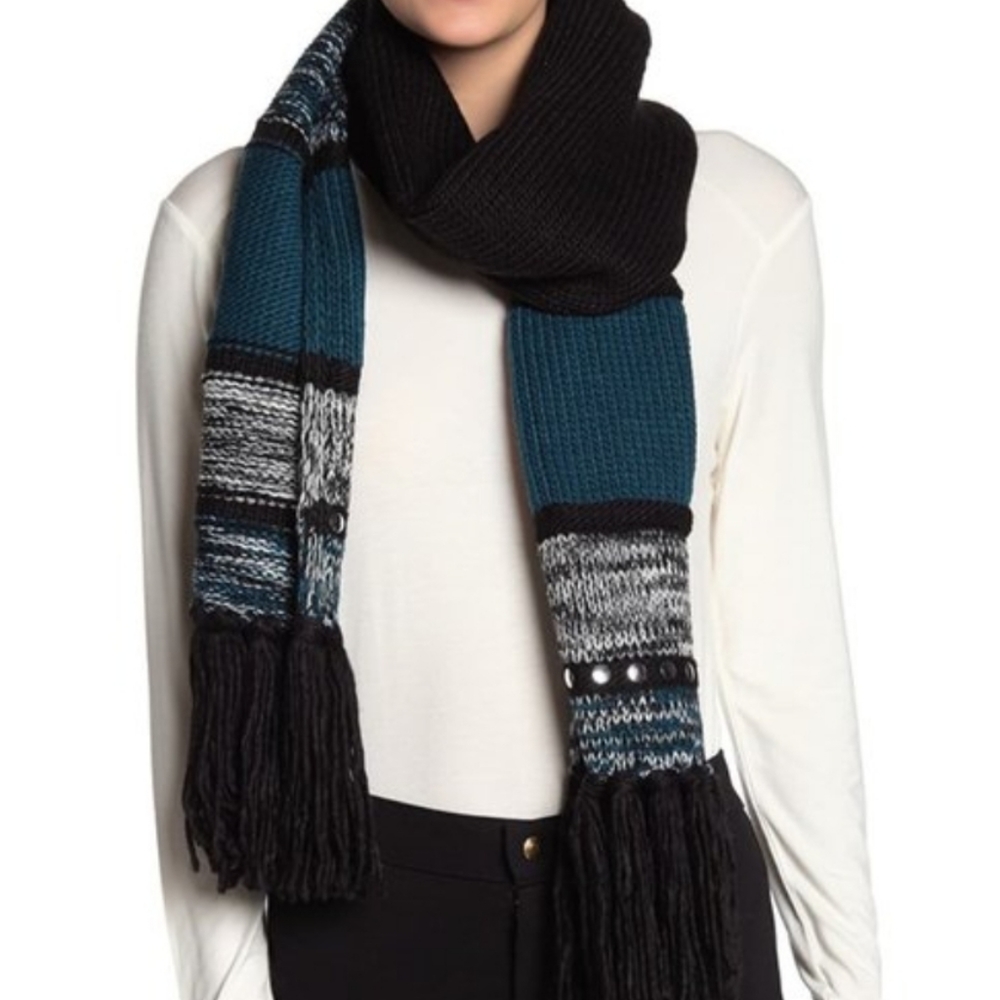 Michael Kors Stripe Embellished Fringe Scarf

NWT